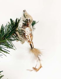 Glazen vintage kerstversiering - vogel met bruine staart.  Zilveren kerstbal