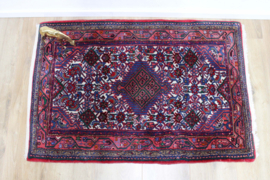 Kleurrijk handgemaakt vloerkleed. Roze vintage tapijtje / deur / badmat