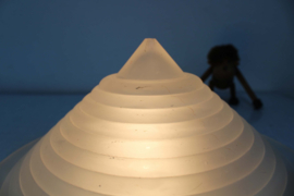 Vintage plafondlamp- Piramide Teepee 9317  Ikea. Witte retro  Memphis stijl lamp in