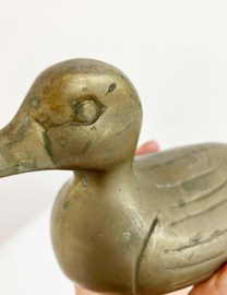 Zware messing eend. Goudkleurige vintage vogel beeldje, brass
