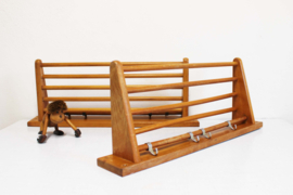 Set vintage pannenrekken, Piet Zwart voor Bruynzeel. Houten retro keuken / wandrek