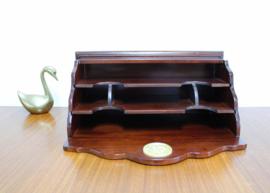 Klassiek houten postbakje, antiek look. Retro desk organzier / pennenbak