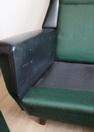 Groen / zwarte vintage bank met 2 fauteuils.  Retro design zithoek