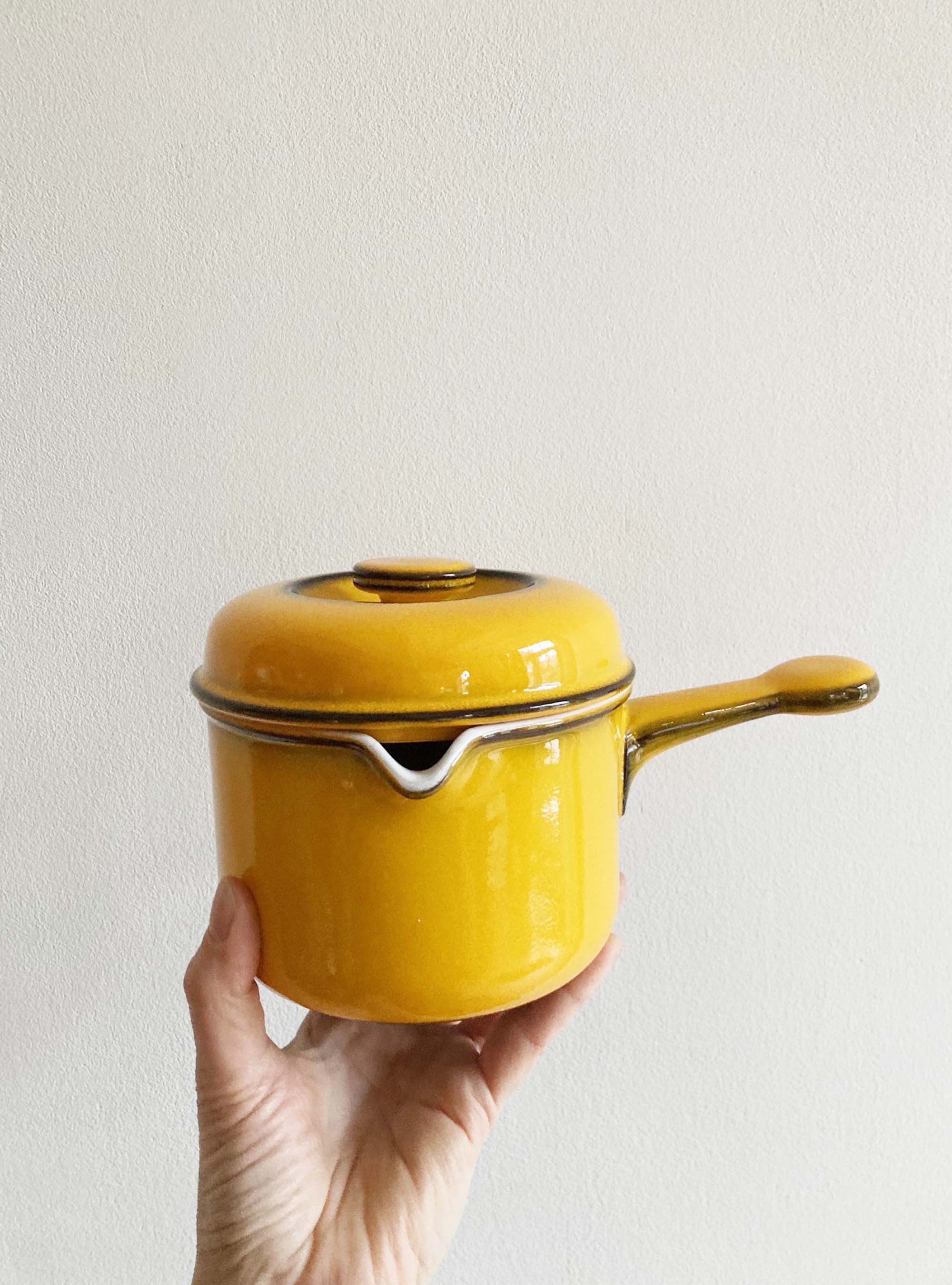 Oker geel vintage servies - Thomas Scandic. Retro schalen, karaf en schenkpan