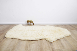 Grote zachte schapenvacht.  Origineel wollen Flat Sheepje :)