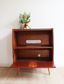 Houten vintage audiomeubel. Mid Century retro design kast / dressoir