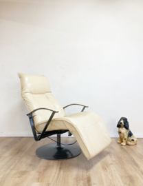 Lederen vintage draaifauteuil. Retro design stoel
