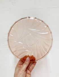 Glazen vintage bordje, rosé. Art Deco bord van roze glas