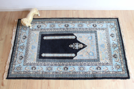 Handgemaakt vintage Perzisch tapijt. Oosters bid vloerkleed in blauw tinten