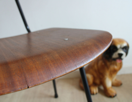 Industriële retro schoolstoel. Hout/metalen vintage stoel.