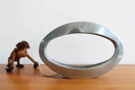 Retro design lamp,  Berio - Massive. Zilverkleurige vintage tafellamp