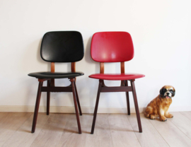2 houten vintage stoelen met skai leer. Mid Century retro eetkamerstoel