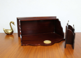 Klassiek houten postbakje, antiek look. Retro desk organzier / pennenbak