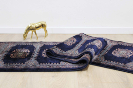 Lang blauw Oosters kleed / loper. Handgemaakt vintage Perzisch tapijt