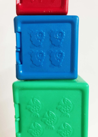Vintage Fisher-Price stapelblokken. Retro speelgoed met cijfers en plaatjes - 2322 - compleet
