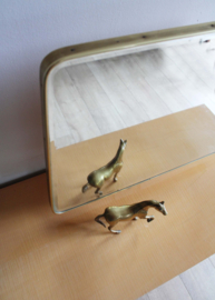 Vintage kaptafel met spiegel. Houten Mid Century kast / retro dressoir