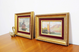 Set schilderijtjes in klassieke lijst. Twee originele  landschapjes