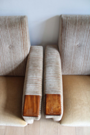 Set vintage fauteuils met voetenbankje. Retro Mid Century design stoelen.