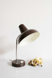 Bruine retro bureaulamp. Vintage lampje met buigbare poot