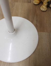 Staande vintage cactus kapstok. Wit metalen retro design coat rack