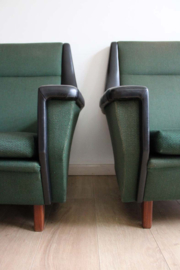 Set groene vintage fauteuils. Retro Mid Century design stoelen.