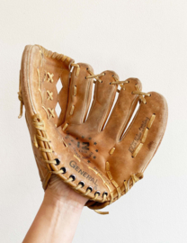 Set lederen honkbal handschoenen. Vintage baseball glove - links