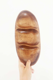 Houten vintage schaal met vakjes. Boho retro snackschaal