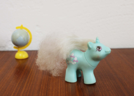 Newborn Baby Wiggles: Vintage My Little Pony - G1 - Hasbro. Retro speelgoed MLP paardje