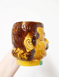 Aardewerk vintage snorrenmok. Stenen retro koffie beker / kopje