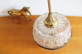 Prachtige Art Deco plafondlamp. Glazen vintage lamp met gouden details