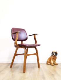 Houten vintage stoel met armleuningen. Mid Century design,  Pastoe?