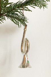 Glazen vintage kerstbal - trompet. Antiek zilveren kerst ornament