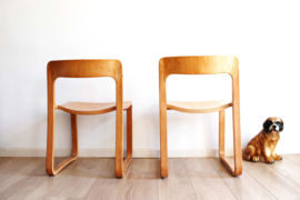 Set van 2 houten vintage design stoelen. Retro Brutalist stoel chair.