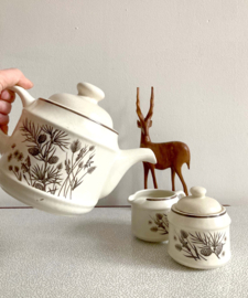 Vintage theepot met roomstel- Pinewood W.H. Grindley. Aardewerk retro servies