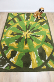 Tof groen / geel vintage vloerkleed. Retro seventies tapijt, Groovy Baby!