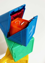 Vintage Fisher-Price stapelblokken. Retro speelgoed met cijfers en plaatjes - 2322 - compleet