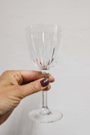 Set van 12 kristallen wijnglazen. Vintage glazen, rood en wit