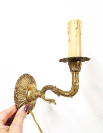 Vintage wandlampje met kaarsje. Antiek 'kaars' lampje
