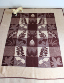Grote bruin/beige vintage deken van dralon. Tweepersoons vegan sprei/ retro plaid