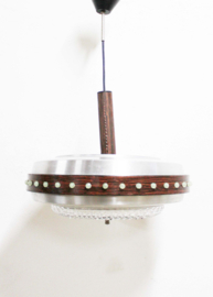Vintage hanglamp met Space Age design. Retro lamp.