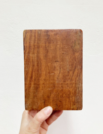 Houten vintage sieradenkistje. Handgesneden kamfer kistje.