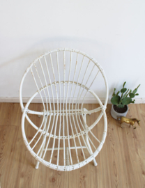 Wit vintage rotan stoeltje -Rohe Noorwolde. Rieten retro fauteuil