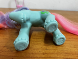 Basket Surprise Ivy : Vintage My Little Pony - G2 - Hasbro. Retro speelgoed MLP paardje