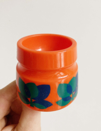 Set van 5 vintage eierdopjes. Oranje retro eierdoppen met bloemetjes