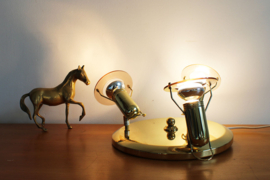 Goud kleurige vintage plafonnière met twee spots. Hollywood Regency lamp