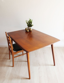 Teakhouten vintage eettafel - Louis Van Teeffelen - WéBé. Mid Century design tafel, uitschuifbaar