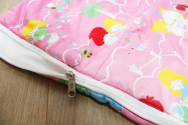 Roze vintage kinder slaapzak- Ikea. Retro sprei met poppetjes en dieren