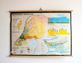 Vintage schoolplaat - Bedwongen waterland. Retro landkaart Nederland, o.a. waterschap