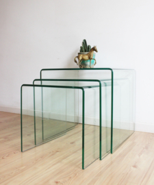 Glazen vintage mimiset. 3 retro design tafeltjes van glas / nesting tables
