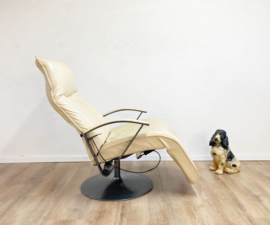 Lederen vintage draaifauteuil. Retro design stoel